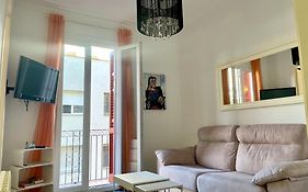 Elegantniy Poble Sec